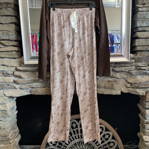 Lands' End Women's 2 piece Pajama Set, NWT - Picture 2 of 4